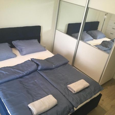 Sky One Apartment Krakow Ngoại thất bức ảnh