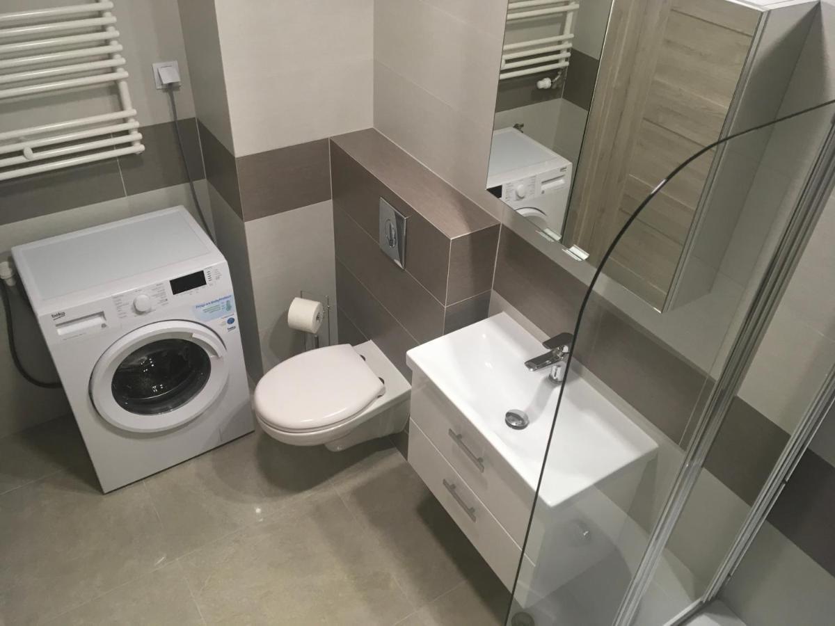 Sky One Apartment Krakow Ngoại thất bức ảnh